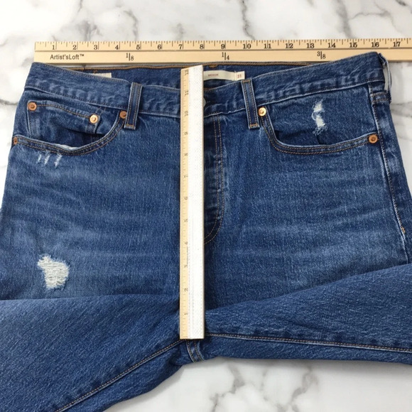 Levis Wedgie Fit High Rise Ankle Jeans Distressed - Picture 6 of 16